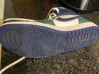 Zapatilla Air Jordan Verde y Blanca