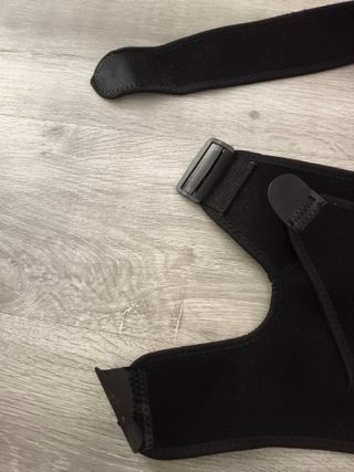 Hombrera ajustable