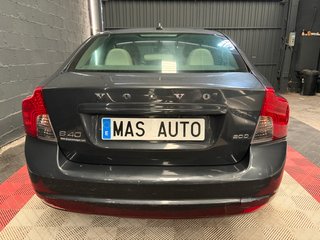 Volvo S40 2010