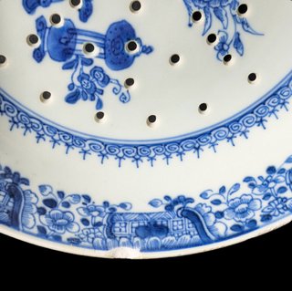 Cuenco escurridor Chino Din Qing Qianlong c.1750