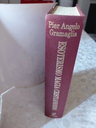 Esoterismo, magia e cristianesimo.