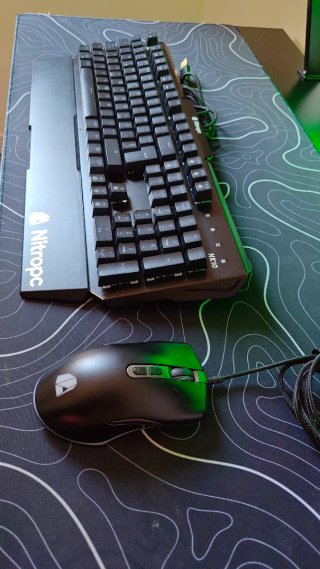 Pack Teclado, Ratón, Cascos Gamer y silla ordenado