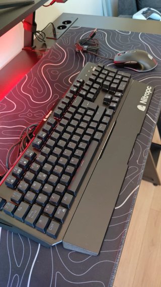 Pack Teclado, Ratón, Cascos Gamer y silla ordenado