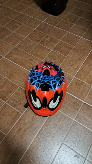 Casco infantil Spiderman