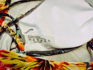Conjunto bikini y blusón estampado floral