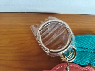 Charms Tous Oso y Hoja