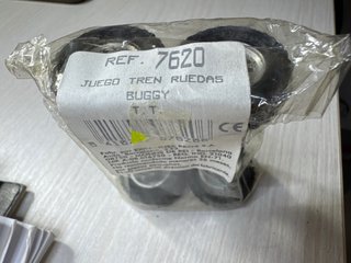 Juego ejes buggy TT SCX