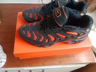 Zapatillas Nike Air Max Tavas Negras Rojas