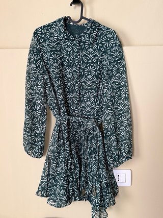Vestido Zara estampado verde Talla M