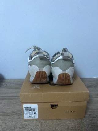 Zapatillas Munich Talla 43 Gris y Blanco