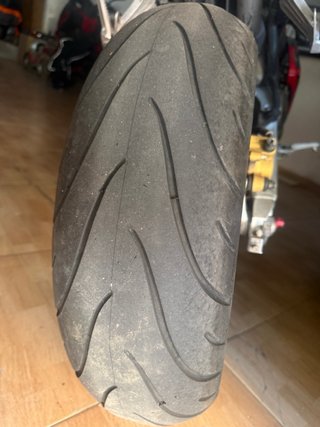Honda CBR 600 RR Roja y Negra