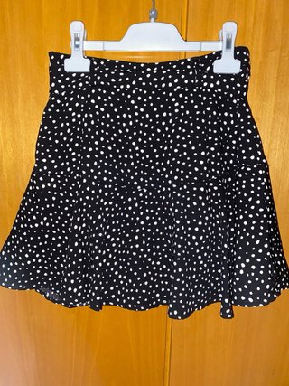 Falda pantalon corta lunares Stradivarius mujer