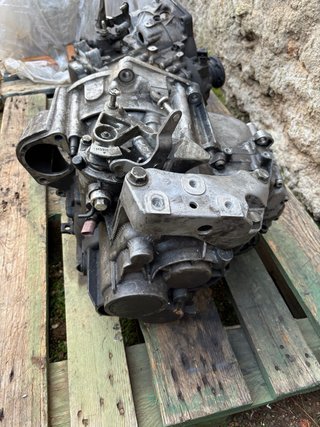 Caja de cambios 2.0 TDI   OEM:JMA