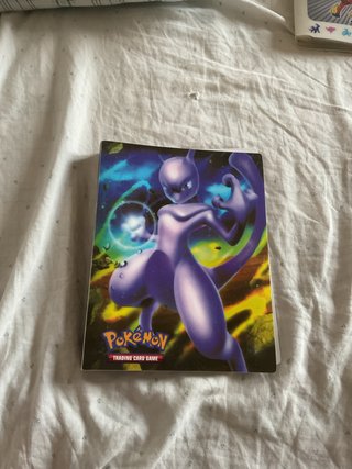 Album Pokemon Mewtwo