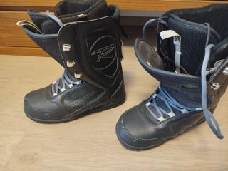 Pack Snowboard: Tabla GNU + Fijaciones y Botas