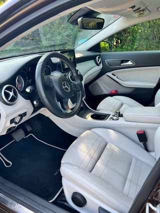 Mercedes-Benz GLA 2016