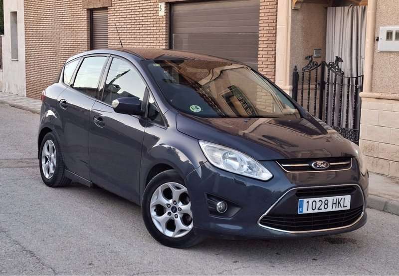 Ford C-MAX 2013 - foto 1