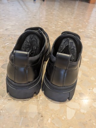 Zapatos Zara Volumen Bordón Negro Talla 44
