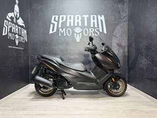Zontes E 125 ABS Negra y Dorada