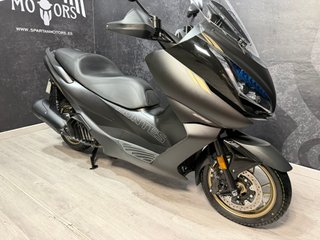 Zontes E 125 ABS Negra y Dorada