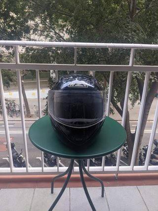 2 Cascos Moto  + Guantes