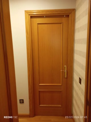 8 Puertas Roble con Pre-marcos