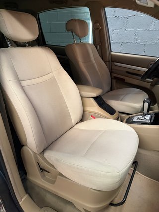 SsangYong Rodius 2012