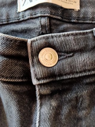 Pantalón vaquero pitillo elástico Zara mujer