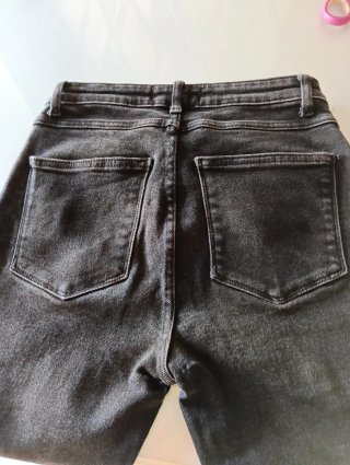 Pantalón vaquero pitillo elástico Zara mujer