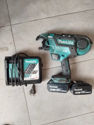 Atadora de Ferralla Makita