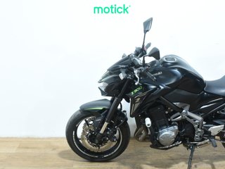 KAWASAKI Z 900 (FULL)