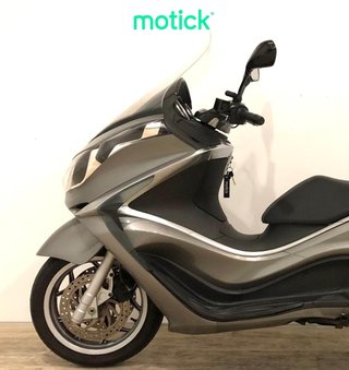 PIAGGIO X 10 350 EXECUTIVE (TOP CASE)