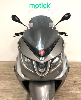 PIAGGIO X 10 350 EXECUTIVE (TOP CASE)