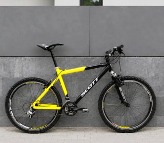 Bicicleta Scott Montaña Negra/Amarilla