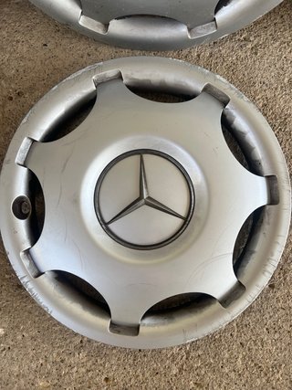 Tapacubos Mercedes 15 Pulgadas (4 unidades)