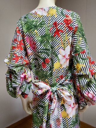 Vestido Jeuvre Estampado Floral Rayas
