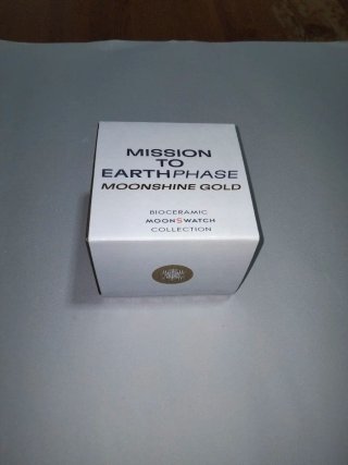 Swatch Mission to Earthphase Moonshine Gold