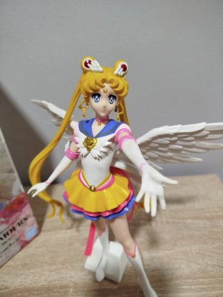 Figura Sailor Moon Glitter & Glamour