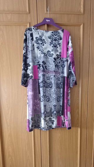 Vestido estampado floral patchwork