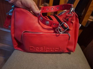 Bolso desigual a estrenar