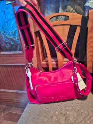 Bolso desigual a estrenar