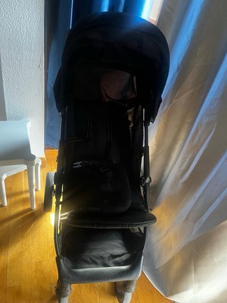 Passeggino per neonati nero