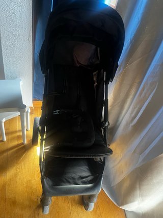 Passeggino per neonati nero