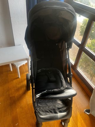 Passeggino per neonati nero