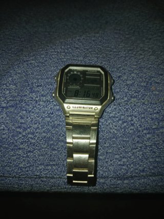 Reloj Casio Illuminator Plateado
