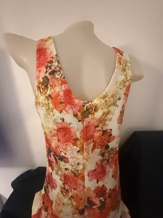 Vestido corto estampado floral