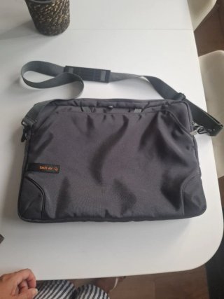 Maletín ordenador Tech Air gris