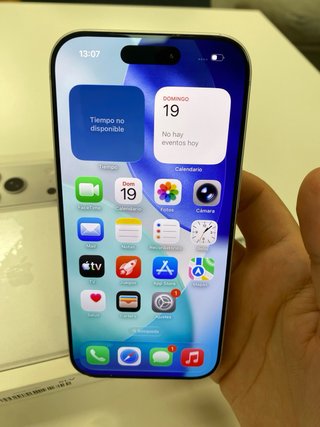 iPhone 17 Pro Apple