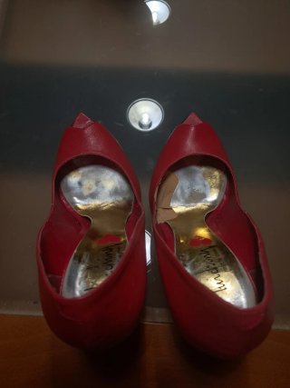 Zapatos de tacón Luichiny rojos talla 40