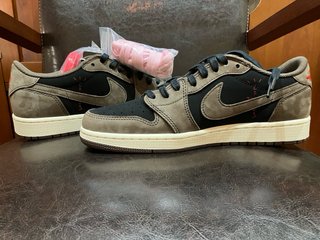 Jordan 1 Low Travis Scott Dark Mocha